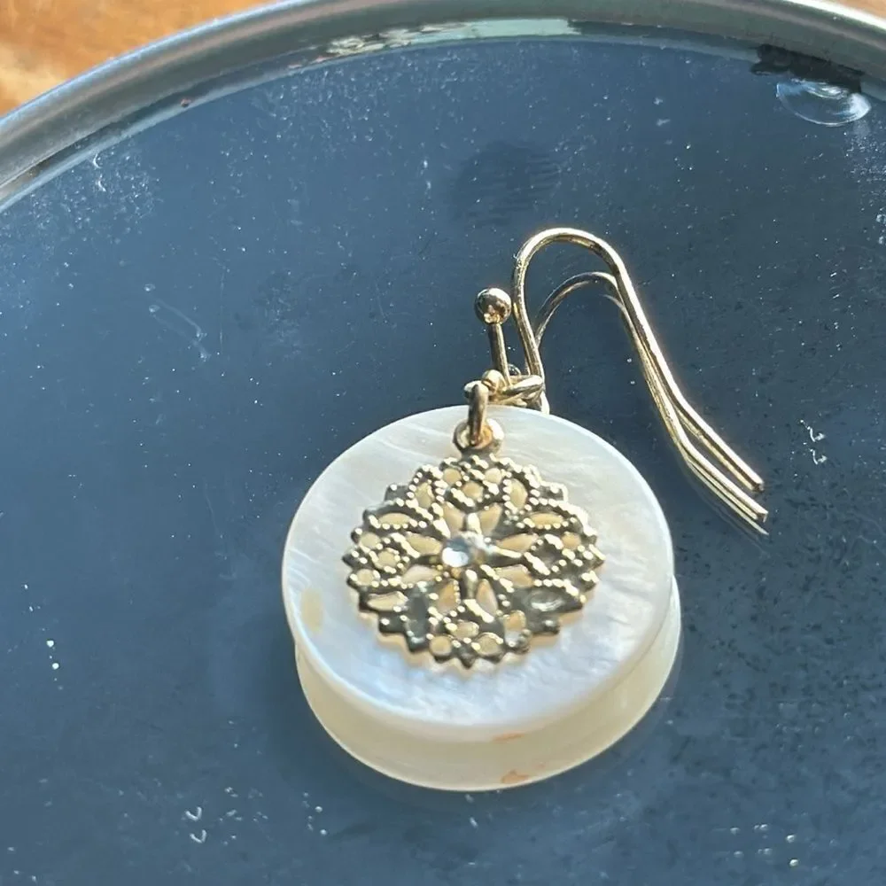LC Lauren Conrad white stone  disc & gold tone filigree‎ drop wire earrings